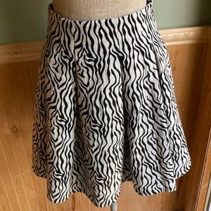 NWT H&M black & white zebra striped skirt